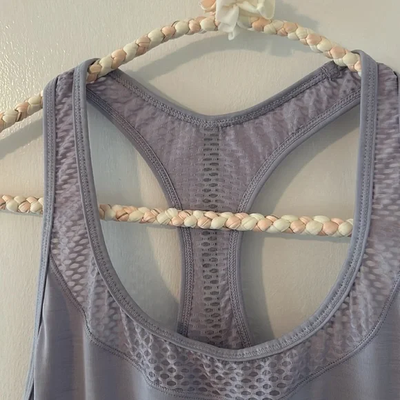 New Balance | Tank - Picture 2 of 4